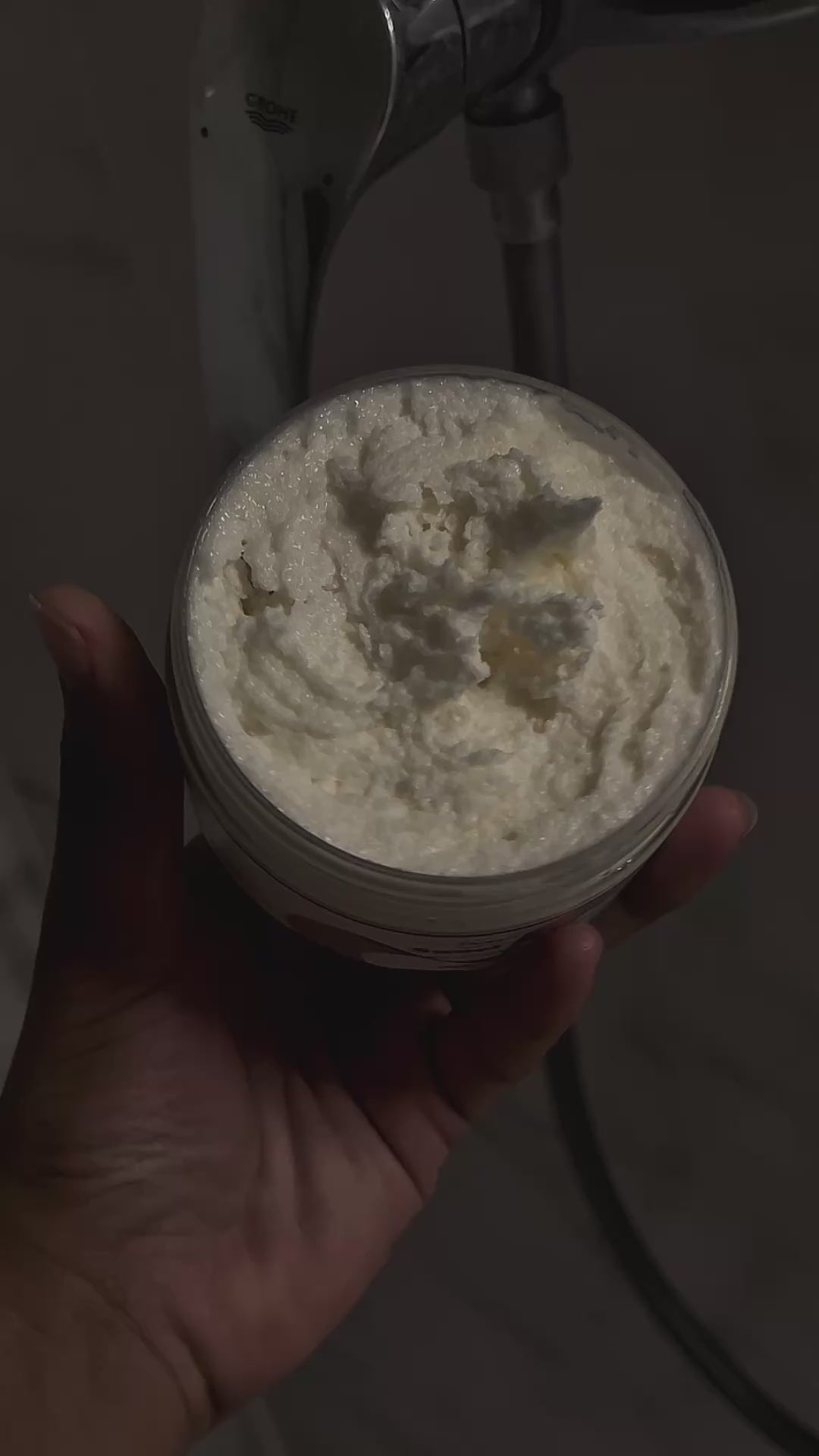 Gommage Sweet Skin – 2 en 1 Exfoliant & Soin Nourrissant